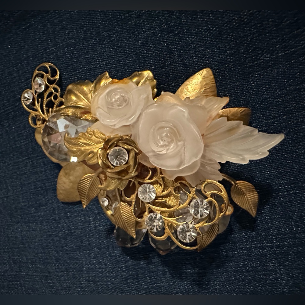 Vintage Gold and Crystal Floral Brooch
